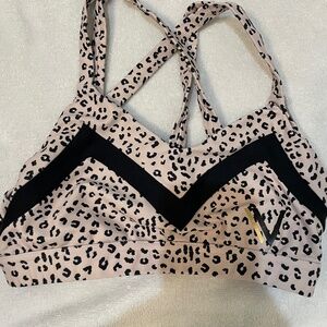 Vull Sports Bra